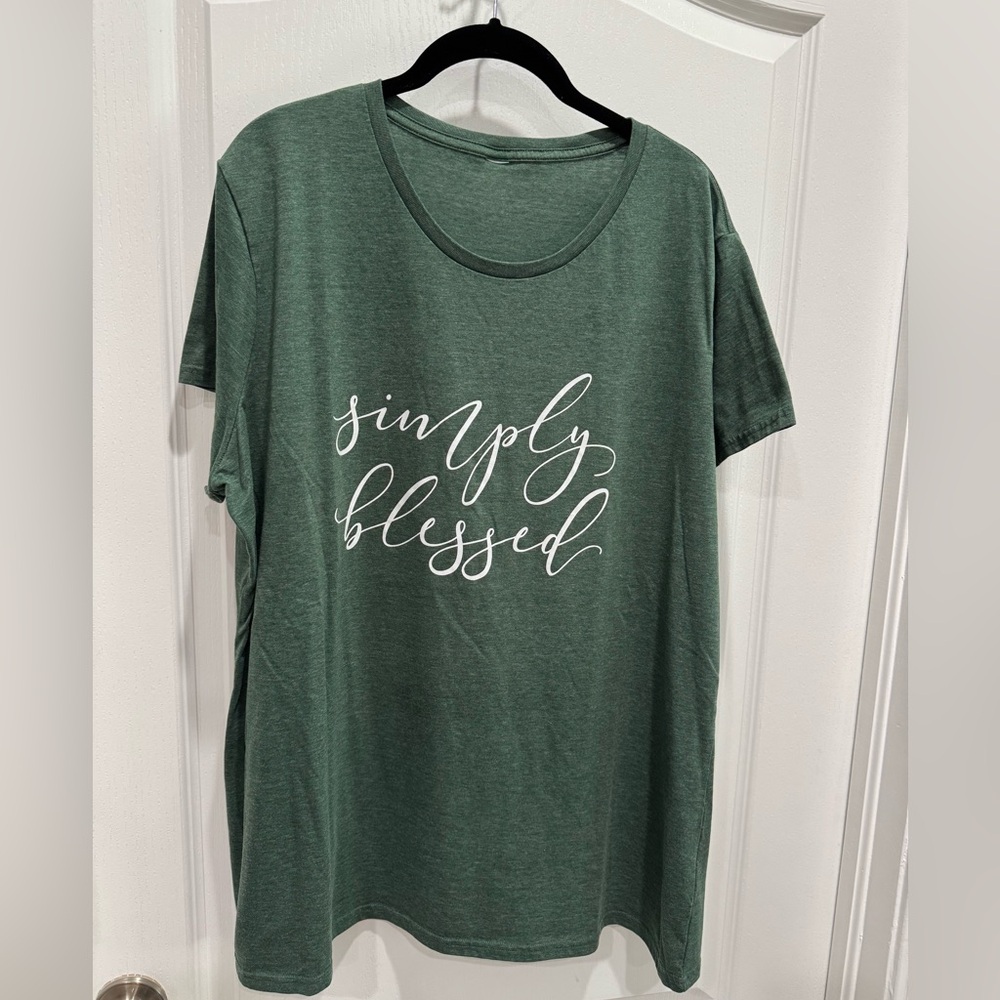 Simply Blessed Women Plus 1X Top NWOT